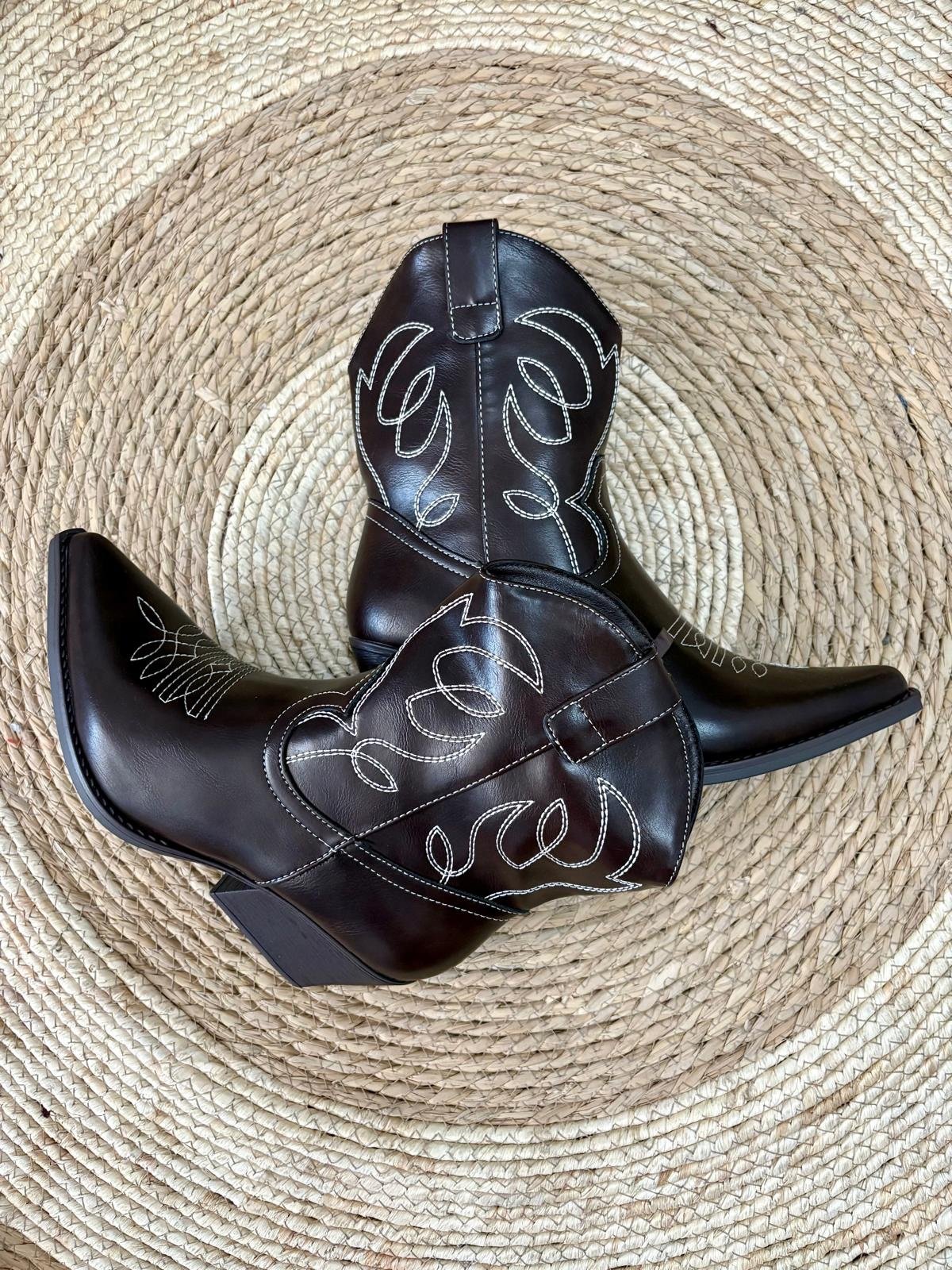 c30342c3 70b9 477e 8685 cbb5eea094a4